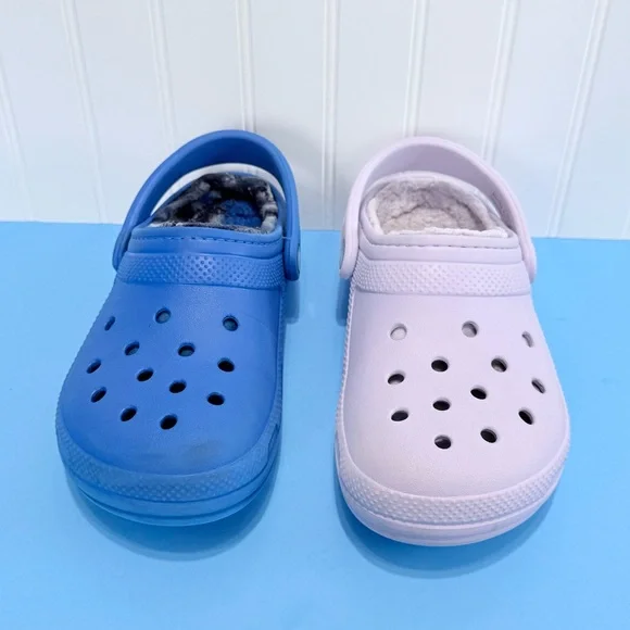 2 Pairs Crocs Classic Lined Women Clogs Size 7 - Picture 12 of 16
